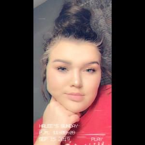 Meet your Posher, Halee